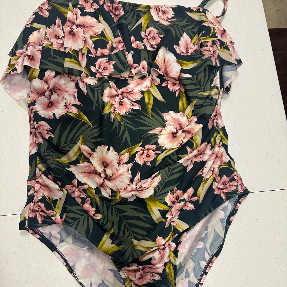 Brand New without tags Kona Sol Tropical Floral Swimsuit